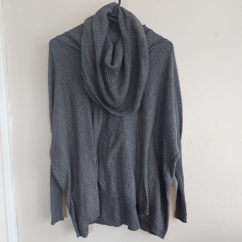 Dreamers M Womens Grag Long Sleeve Cowl/Turtle Neck Top